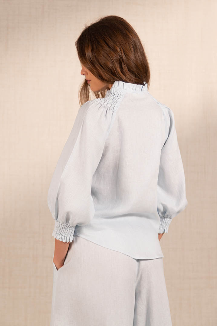 LIGHT BLUE LINEN BLOUSE