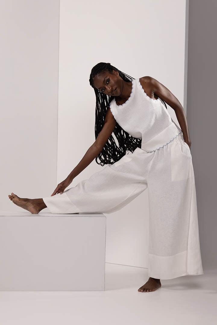 Scallop Edge Blouse White Light Blue