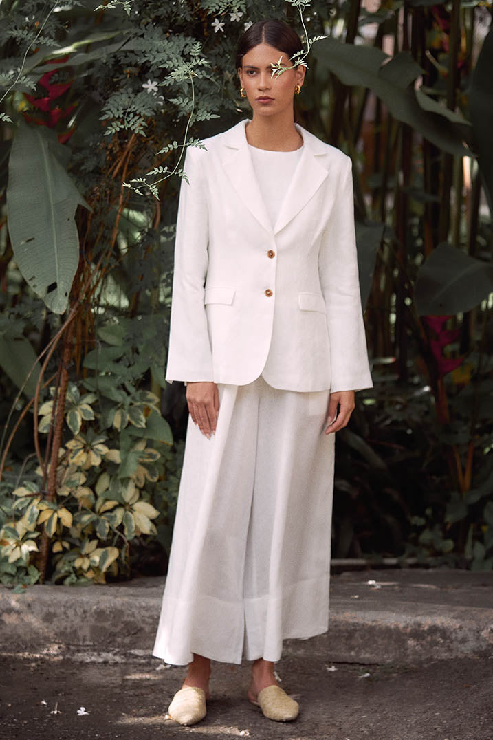 WHITE LINEN BLAZER