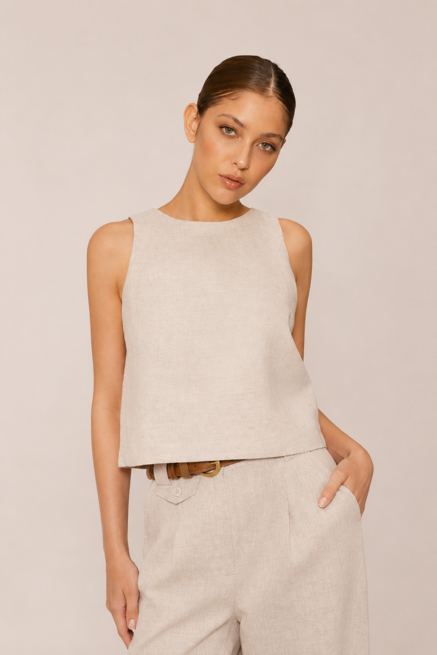 LINEN OPEN BACK TOP | BEIGE