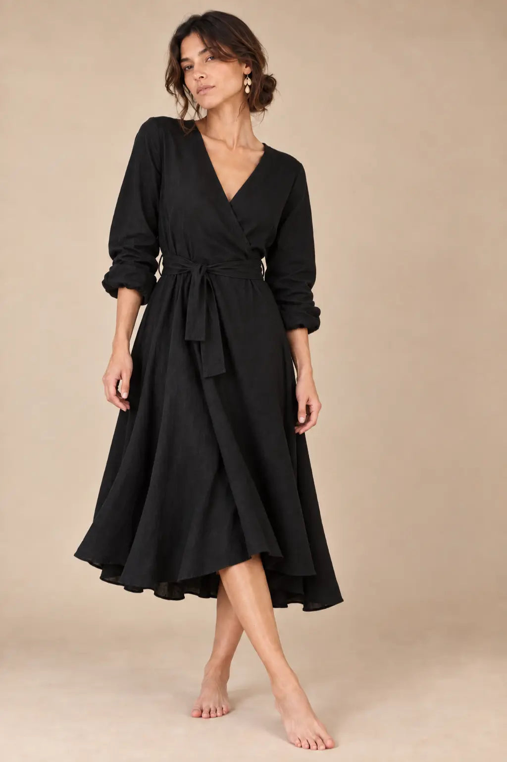 WRAP MIDI DRESS | BLACK