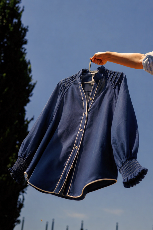 LUCY NAVY BLOUSE