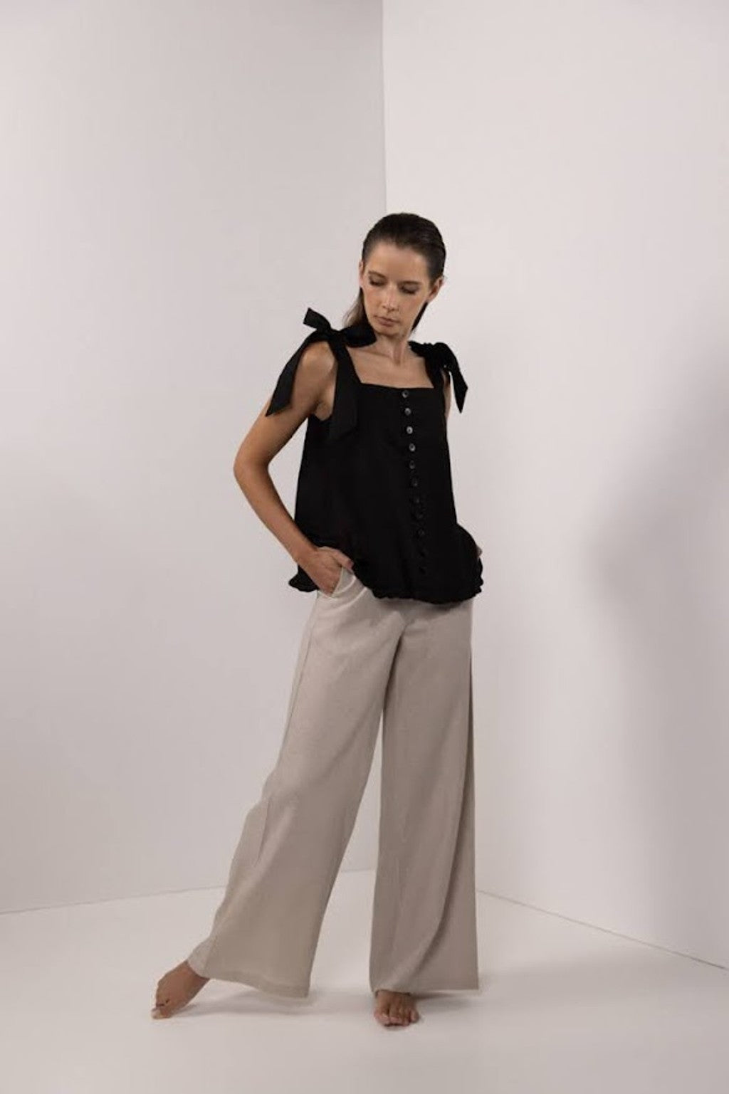 TIE LINEN BLOUSE | BLACK