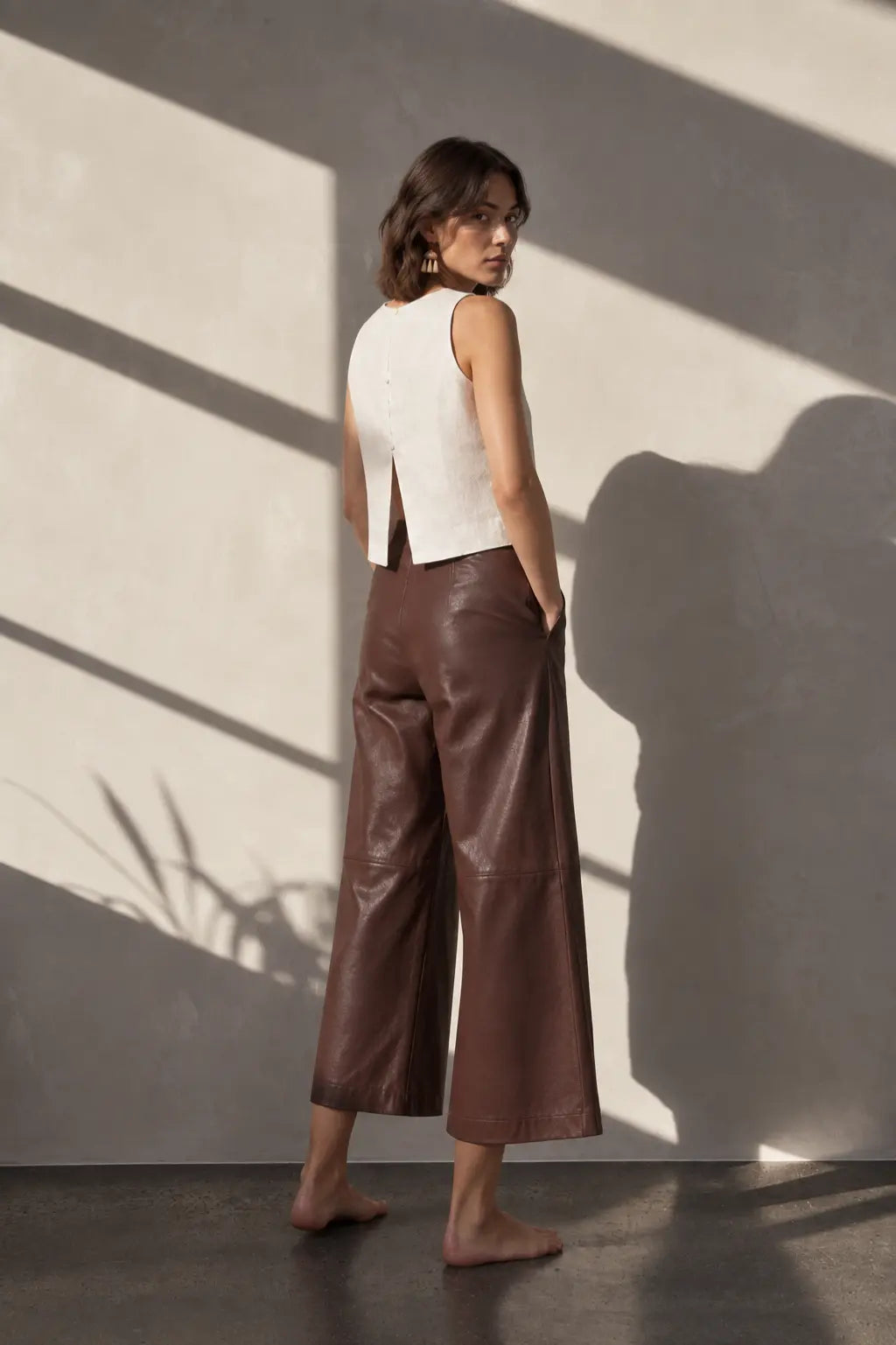 FAUX LEATHER-EFFECT PANT | CHOCOLATE