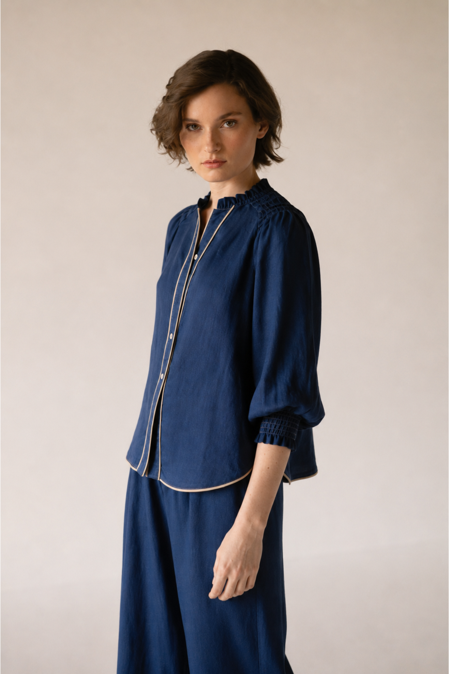 LUCY NAVY BLOUSE