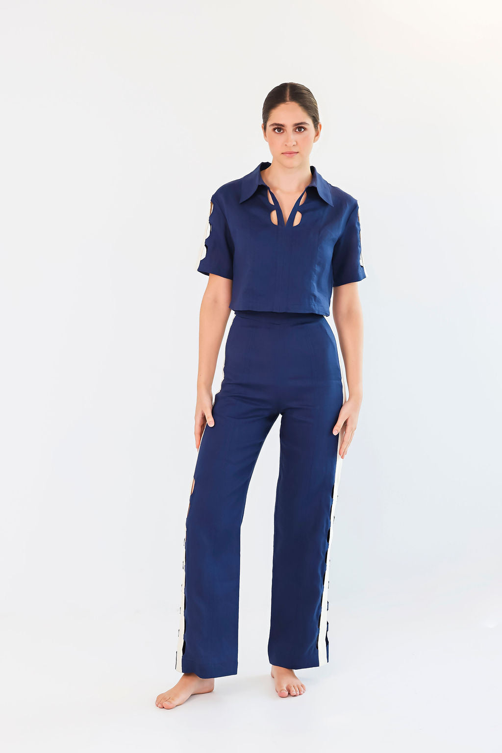 LUNAR CUT-OUT BLOUSE | NAVY