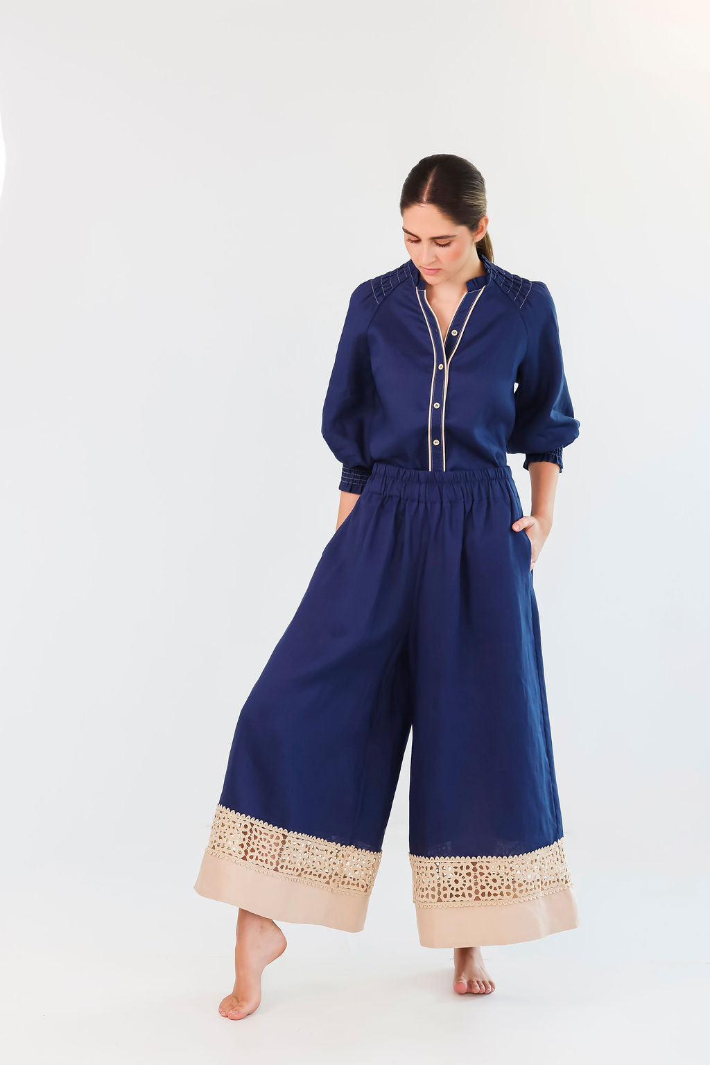 LUCY NAVY BLOUSE