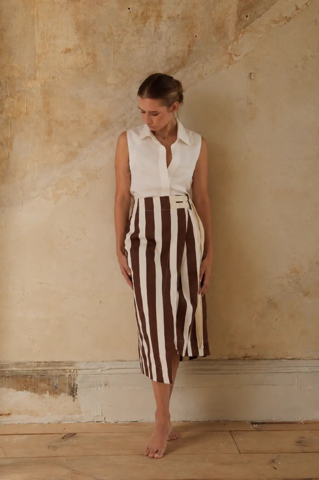 SLEEVELESS VISCOSE SHIRT | Cream