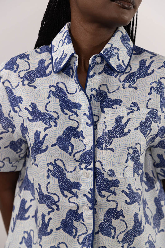 TIGER PRINT SHORT SLEEVE BLOUSE