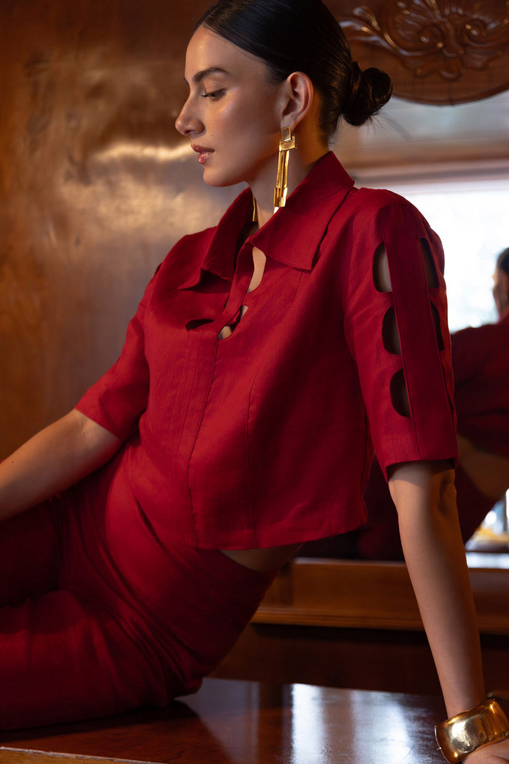 LUNAR CUT-OUT BLOUSE I RED