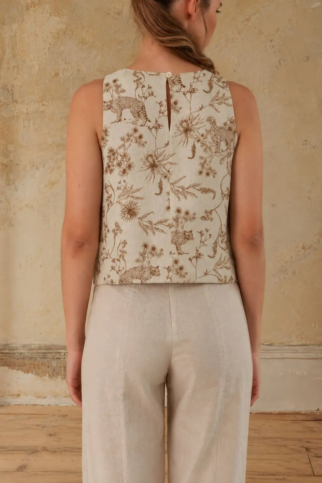 SLEEVELESS TOP | Nebula Ocelot Print